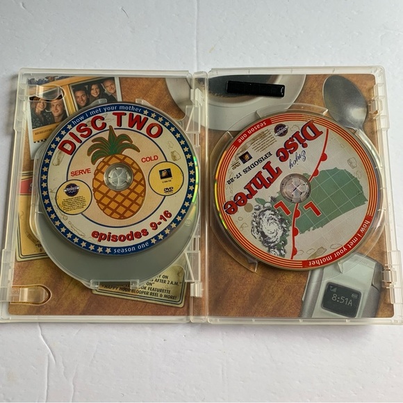 How I Met Your Mother Seasons 1 and 3 DVD sets - Picture 4 of 9